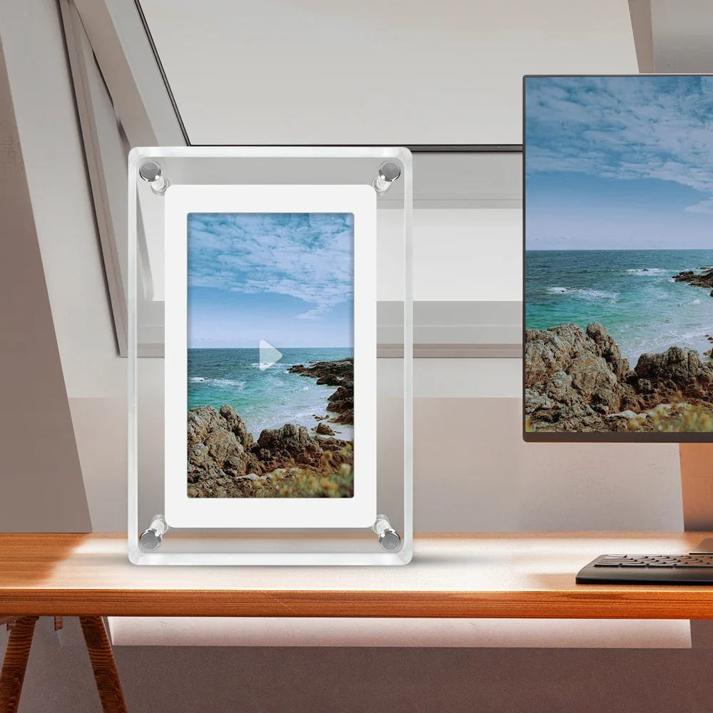 ClearFrame | Digitaler Fotorahmen aus Acryl | Tragbares IPS-Display mit integriertem Akku